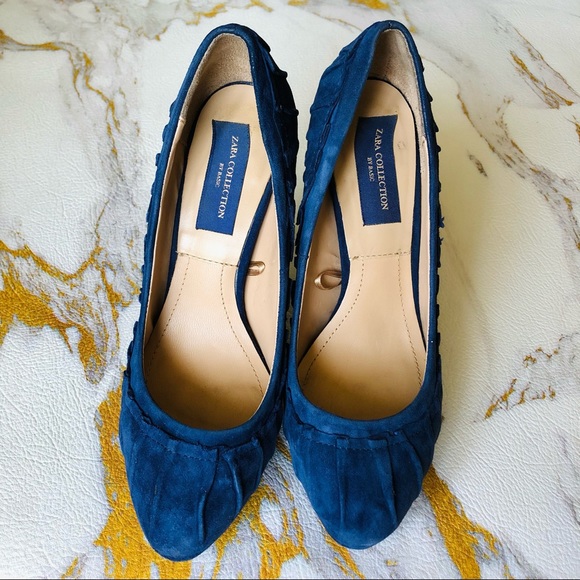 Zara Blue Suede Stilletos - Picture 3 of 11